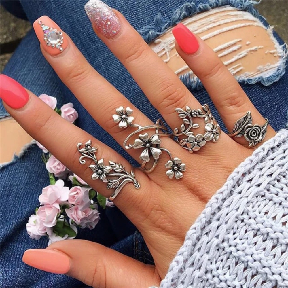 4pcs Antique Silver Vintage Bohemian Knuckle Rings Set